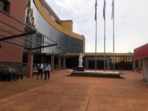 Funcionarios judiciales de Itapúa exigen mejoras laborales tras visita de ministra