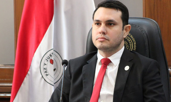 Fiscalía abre causa penal contra senador Hernán Rivas por presunto uso de documento público falso - OviedoPress