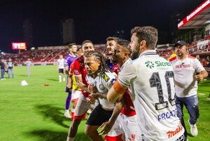 Denuncia de racismo en la Serie B: jugador de Operário-PR rompió en llanto