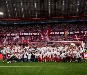 Bayern Múnich se consagra campeón de la Bundesliga por 13º vez en 14 años