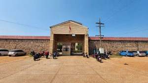 Riña en cárcel de Concepción acaba con un reo herido y posterior requisa