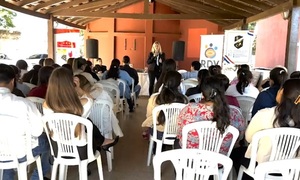 Coronel Oviedo cerró jornada de salud emocional “El mayor rescate de todos los tiempos” en Ajos Sport Club - OviedoPress