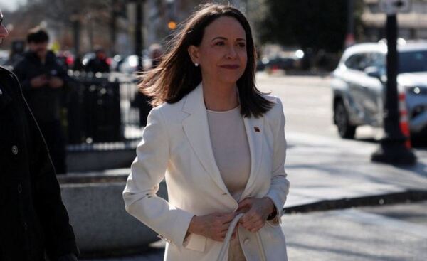 Machado reivindica la apuesta de Trump por la "libertad" de Venezuela y reclama una "ruta electoral"