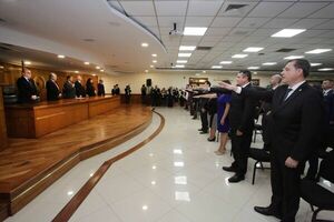 Autoridades judiciales tomaron juramento a magistrados, fiscales y defensores