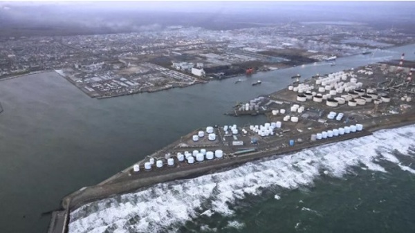 Japón levanta alerta de tsunami y advierte riesgo de megaterremoto