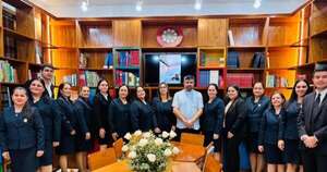 La Nación / Una biblioteca que trasciende: solidaridad que construye oportunidades en La Colmena