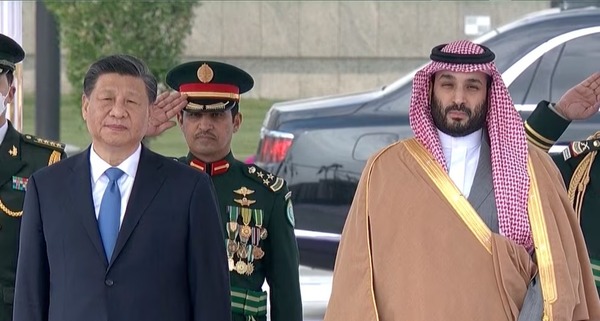 Xi Jinping dialogó con Bin Salman, exigió mantener abierto el estrecho de Ormuz y pidió un alto el fuego inmediato y total - ADN Digital