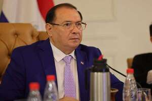 Retamozo respalda a Rivas pero evade confirmar si lo contrataría como abogado  - Política - ABC Color