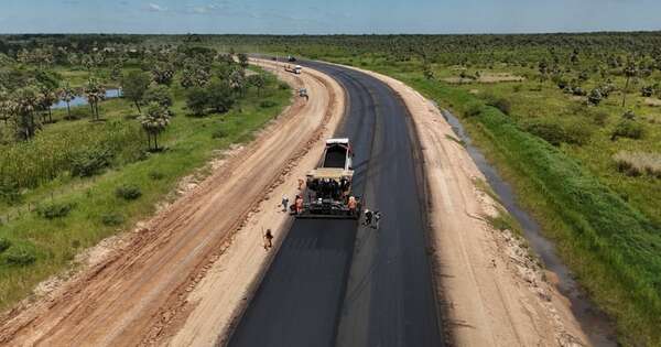 La Nación / Obra de la ruta PY12 llega a su recta final