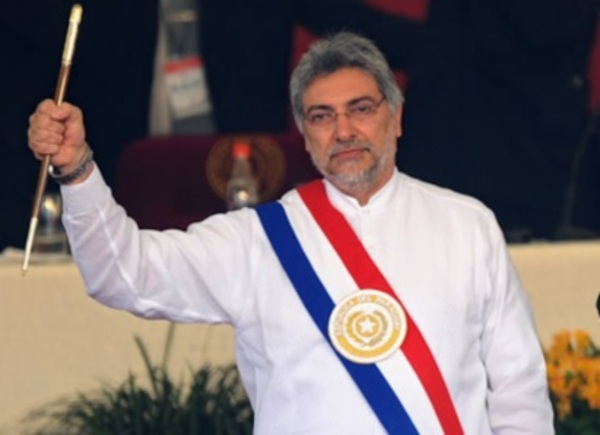 18 años después de Lugo, critican el modelo actual