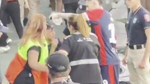 El jugador de Cerro Porteño que asistió a un niño en medio del sarambi del clásico