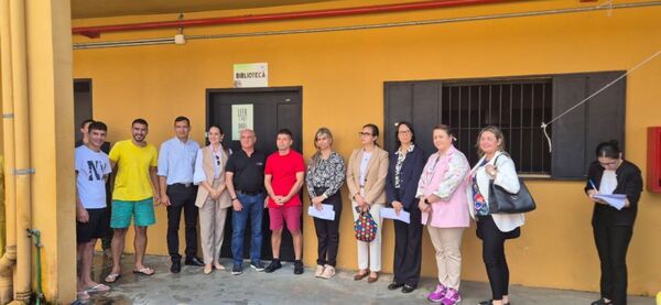 Habilitan bibliotecas en la Penitenciaría Martín Mendoza de Emboscada