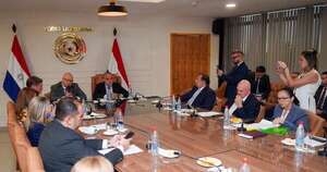 La Nación / Ejecutivo apunta a optimizar gasto y pagar deudas pendientes en obras y a proveedores