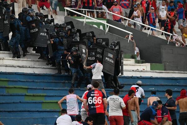 Violencia en el clásico: viceministro habla de “punto de inflexión”, pero con medidas ya repetidas - Policiales - ABC Color