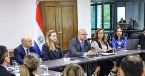 La Nación / MEF y farmacéuticas se reunirán para negociar la deuda remanente