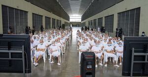 La Nación / Comenzó el juicio a 486 líderes de la Mara Salvatrucha por 47.000 delitos en El Salvador