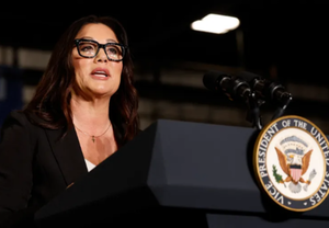 Renunció Lori Chavez-DeRemer, la secretaria de Trabajo de Donald Trump