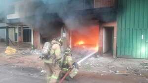 Video: incendio y humareda en zona del Mercado de Abasto - Policiales - ABC Color