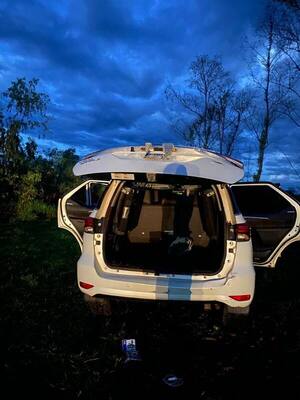 Banda fuertemente armada roba millonaria carga de medicamentos