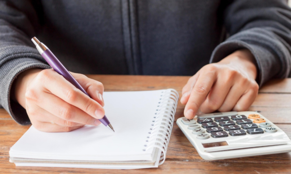 Suecia da marcha atrás en las aulas digitales para recuperar la lectura y la escritura - OviedoPress