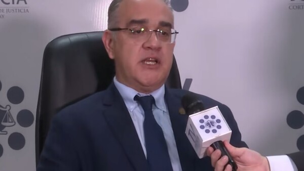 Juez Humberto Otazú niega vínculo con supuesto feminicidio en México