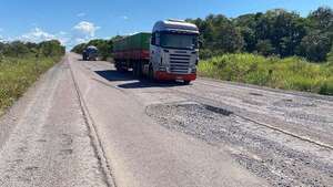 Ruta PY22: tramo Concepción-Vallemí continúa con peligrosos baches  - Nacionales - ABC Color