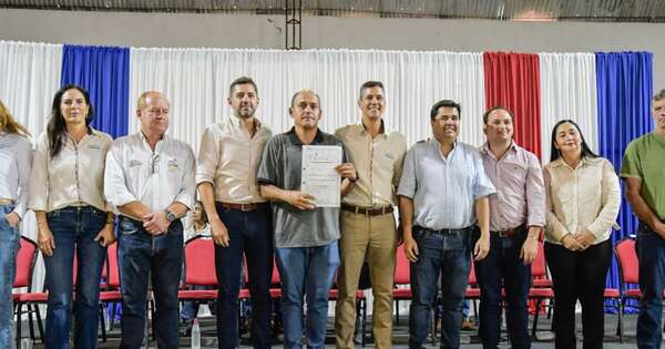 La Nación / Yacyretá formaliza el acceso a la vivienda a 179 familias de Encarnación