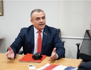 Carlos Liseras sobre banca de Hernán Rivas: "Si se da la situación, lógicamente voy a asumir"