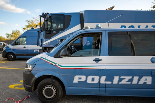 Desmantelan una red que ofrecía «acompañantes» y droga a futbolistas profesionales en Italia