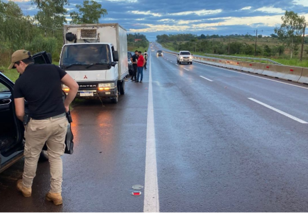 Asaltan furgón con medicamentos para adelgazar en ruta PY02