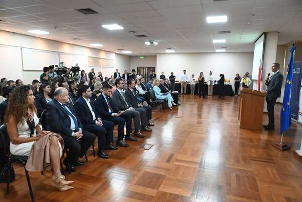 Paraguay apunta a reducir costos de exportación con un plan de fortalecimiento de calidad - Economía - ABC Color