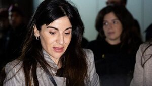 Hija de Maradona rechaza planteos en su contra