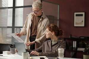 Dilema generacional: ¿empresas apuestan por la estabilidad del trabajador adulto? - Nacionales - ABC Color