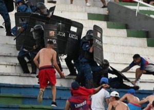 Seis barrabravas van a prisión preventiva tras incidentes en el superclásico - ADN Digital