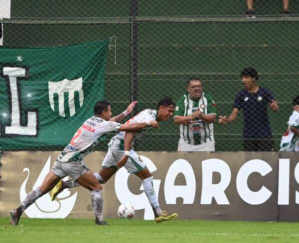 Rubio Ñu golea a Libertad en La Arboleda - Fútbol - ABC Color