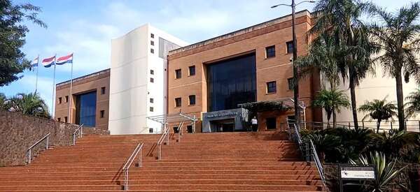 PJC: Condenan a 6 años de cárcel a un asaltante que hirió a su víctima para robarle el celular - Policiales - ABC Color