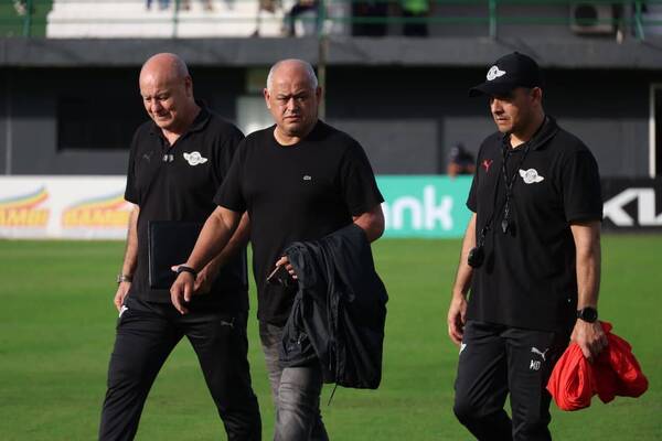 Renunció el “Chiqui”