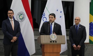 Paraguay recibirá primer grupo de migrantes no admitidos en Estados Unidos - OviedoPress