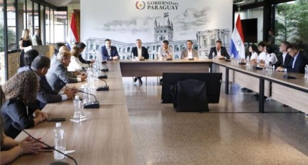 El MEC lanza “Jóvenes Conectados 2026”, para más de 35.000 estudiantes del Bachillerato Científico