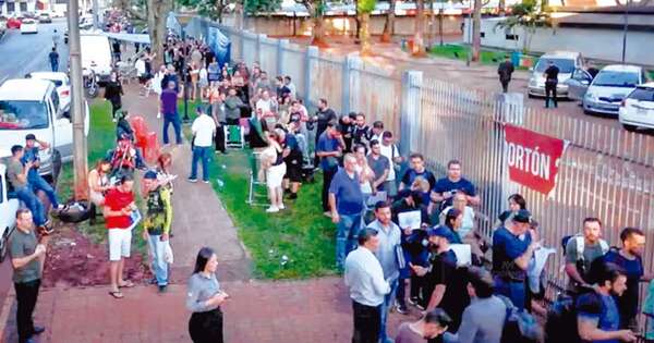 La Nación / BBC destaca ola brasileña al país por impuestos bajos