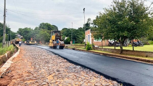 Tirantez política pone en riesgo obras de asfaltado en Caacupé