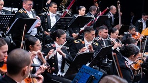 Orquesta y Banda Sinfónica de la Policía Nacional presentan su primer concierto de temporada