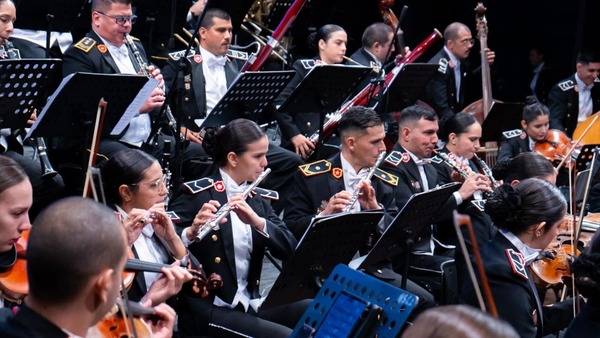 Orquesta y Banda Sinfónica de la Policía Nacional presentan su primer concierto de temporada