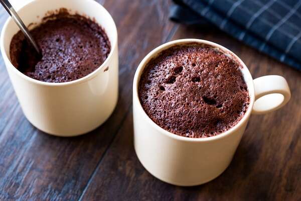 Aprendé a hacer una práctica y rápida torta de café en taza con esta receta - Gastronomía - ABC Color