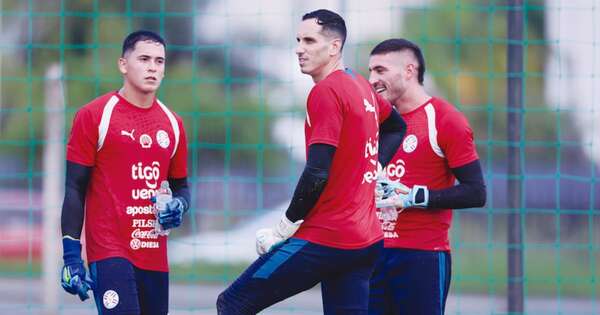 La Nación / Arqueros albirrojos, con intensos trabajos