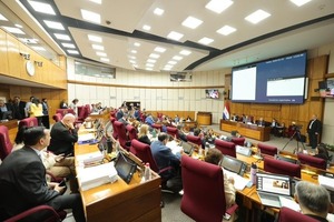Senado analiza hoy en detalle reforma de la Caja Parlamentaria - ADN Digital
