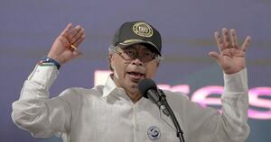 La Nación / Colombia: fracasan negociaciones de paz entre Petro y principal guerrilla narco