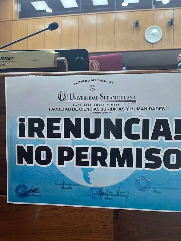 Chase admite que Rivas es una “mochila pesada” para el cartismo, pero insiste en otorgarle permiso - Política - ABC Color