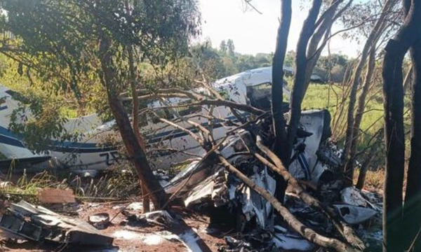 Investigan faltante de USD 2 millones tras caída de avioneta en Minga Guazú - OviedoPress