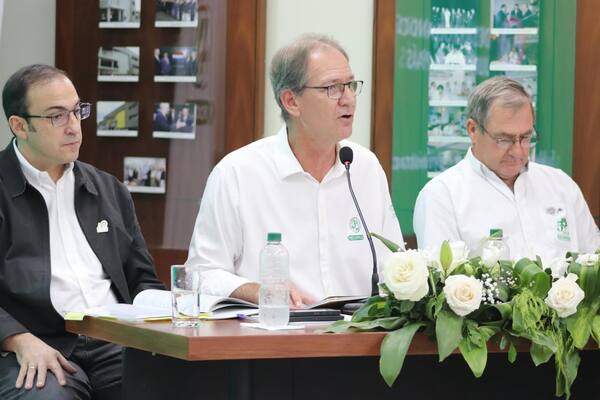 La FECOPROD celebró Asamblea con balance y sus 50 años con un libro histórico